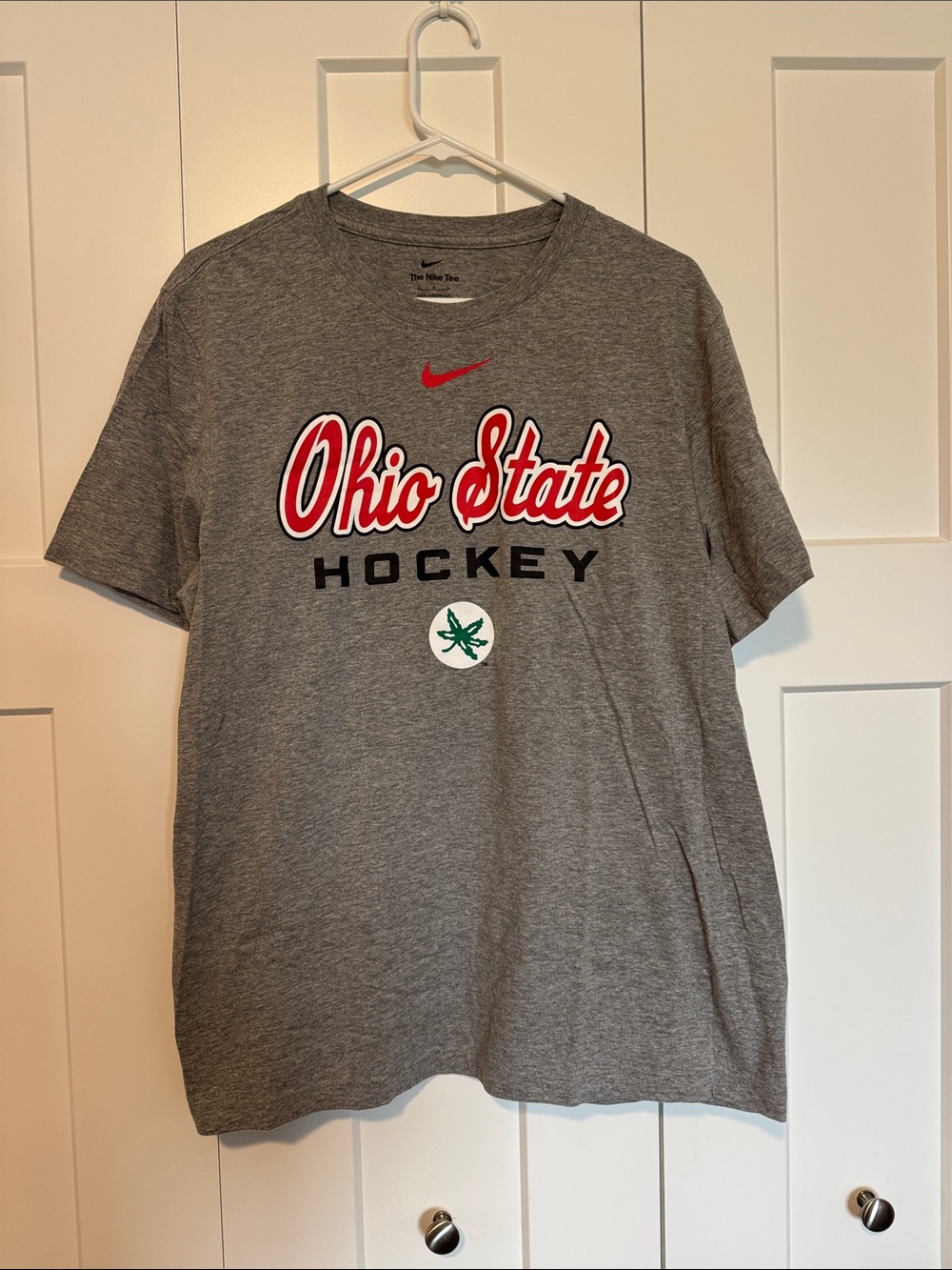 🦩Nike Gray Tee with Red Ohio State Script and Black Hockey Text